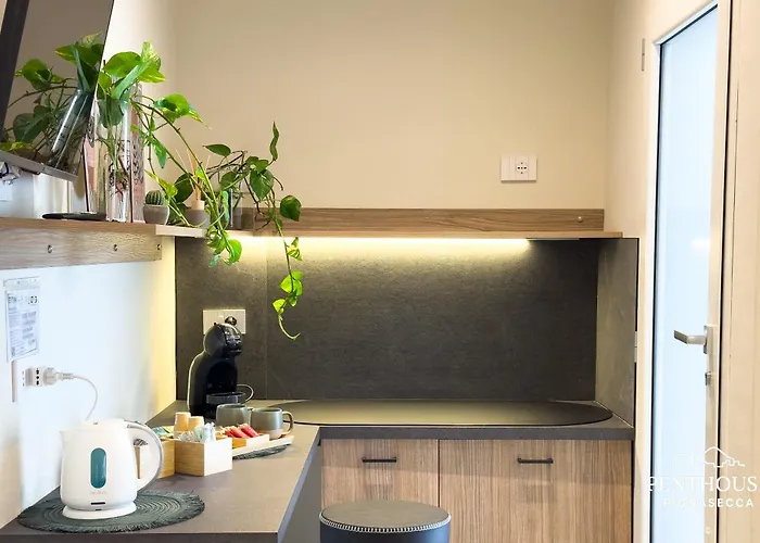 Pensjonat Penthouse Pignasecca - Design 4*