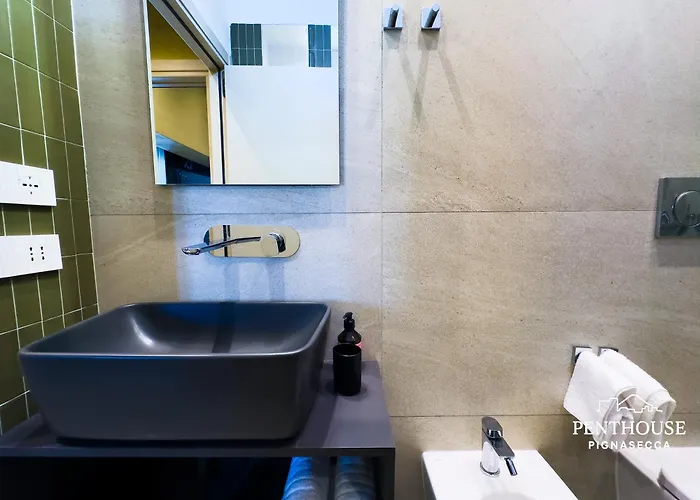 Pensjonat Penthouse Pignasecca - Design Neapol