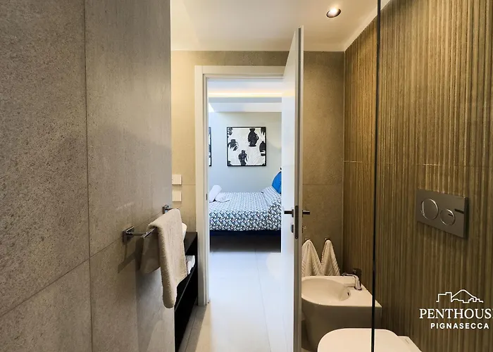 Penthouse Pignasecca - Design 4* Neapol