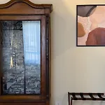 Penthouse Pignasecca - Design Neapel