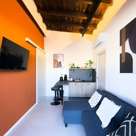 Penthouse Pignasecca - Design Гостевой дом 4*