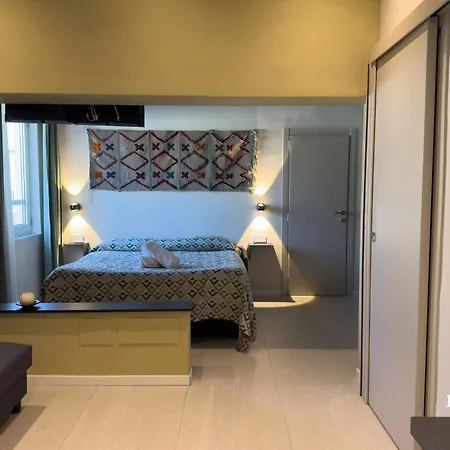 Penthouse Pignasecca - Design Неаполь