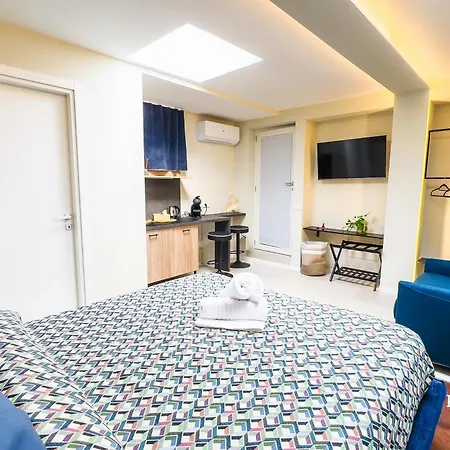 Гостевой дом Penthouse Pignasecca - Design 4*